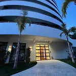 By The Sea 1 - Luxurious *