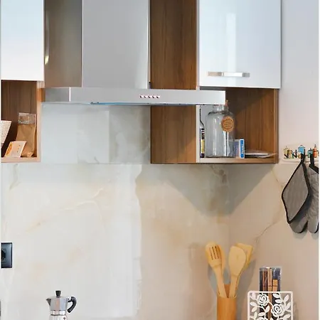By The Sea 1 - Luxurious Apartment *