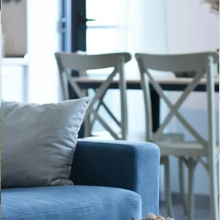 By The Sea 1 - Luxurious Apartment *