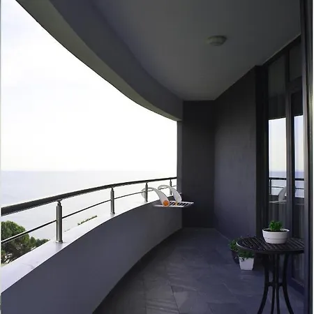 Apartamento By The Sea 1 - Luxurious
